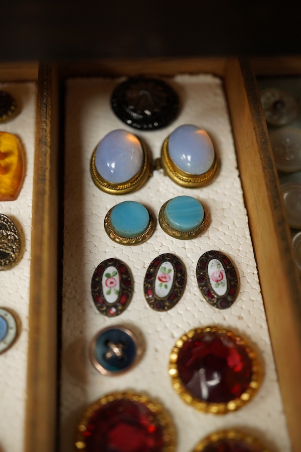 A collection of assorted early to mid 20th century buttons, largest 23mm;, Condition - good